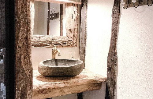 Tourtoirac Bed & Breakfast | Bed and Breakfast 'Domaine De Pragelier, Le Caribou' with Shared Pool