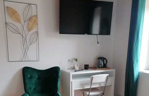 Lagardelle-sur-Leze Bed & Breakfast | bed & Breakfast