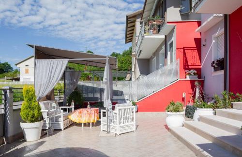 Smirra Bed & Breakfast | Bed & Breakfast Cozy Hills