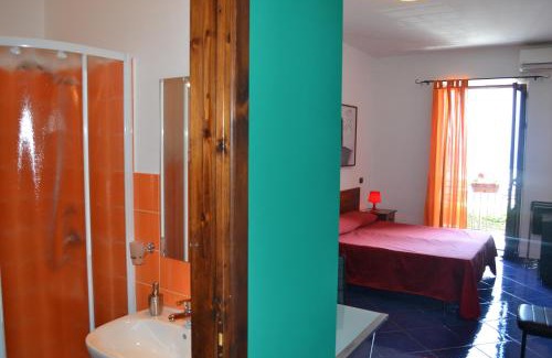 Milazzo House | Bed& Breakfast Maredomus