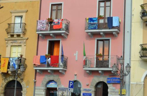 Milazzo House | Bed& Breakfast Maredomus