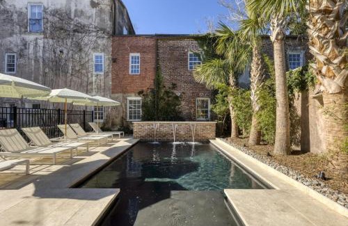 Harleston Village Bed & Breakfast | Bed&Breakfast Veranda King Suite - Walk to King