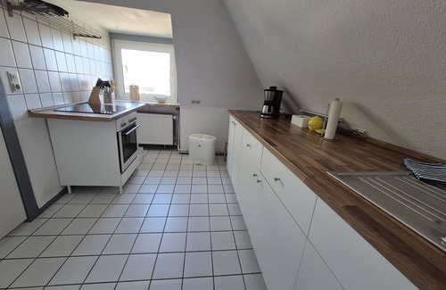 Schleswig Apartment | bed & Kitchen