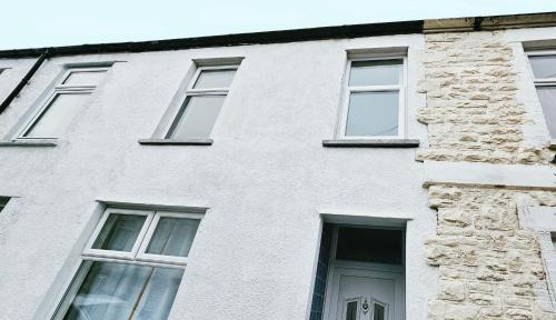 Roath Apartment | Bedford Street by Switchback Stays