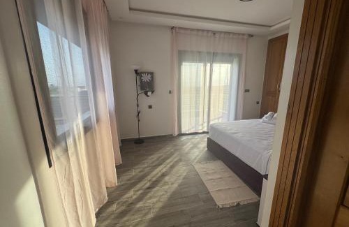 Casablanca Villa | bedroom villa, pool, garden & parking