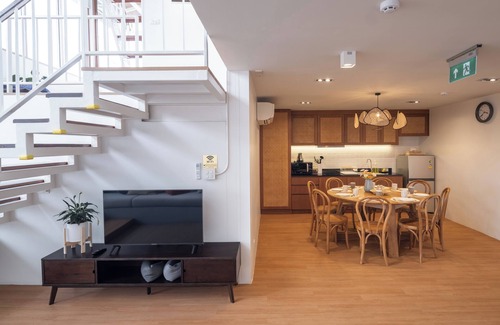 Khlong Ton Sai Hotel | Bedtime Storeys