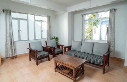 Aizawl Apartment | Bedz