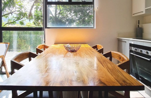 Santa Ana Apartment | BEE Suites Santa Ana