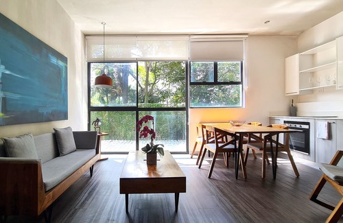 Santa Ana Apartment | BEE Suites Santa Ana