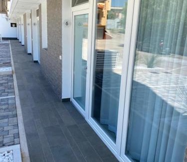 Municipio 2 Apartment | BeeApartments