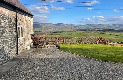 Llanychan House | Beech Cottage