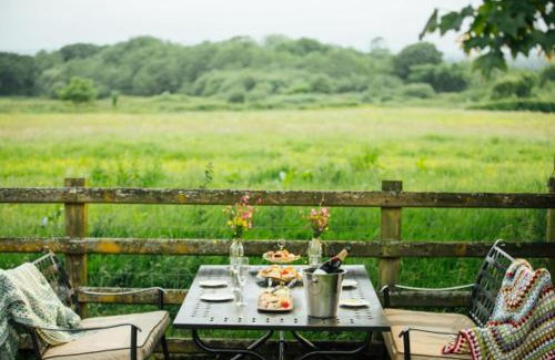 Haverfordwest House | Beech Cottage - Spacious Cottage with Pool Near Coastal Trails