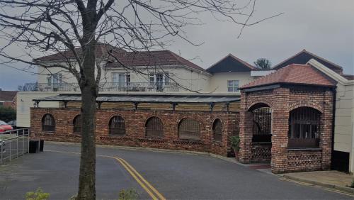 Dunmurry Hotel | Beechlawn Hotel