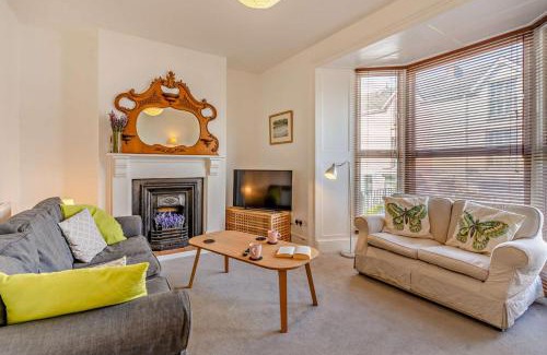 Mumbles House | Beechwood House