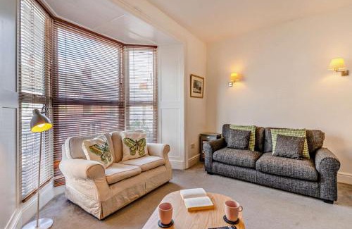 Mumbles House | Beechwood House