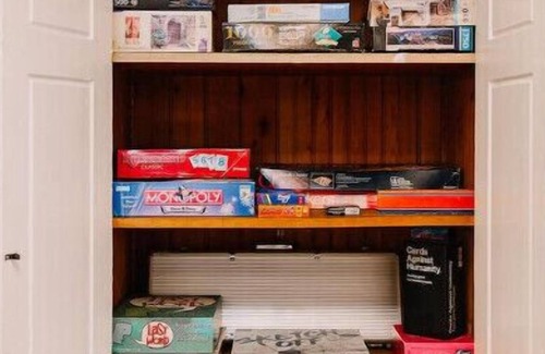 Powderhorn Apartment | BeekManor..