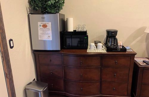 Pine Hotel | Beeline Guest House