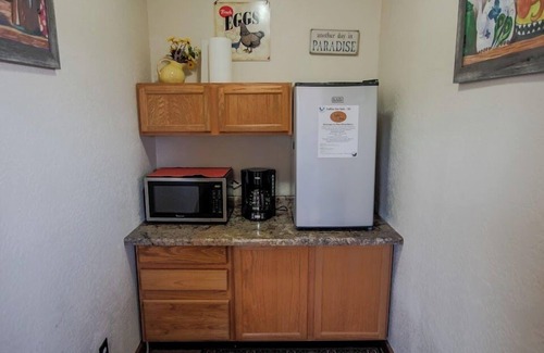 Pine Hotel | Beeline Guest House