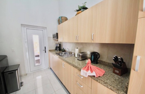 Punto de Oro House | Beija Flor Entire home in Oranjestad, Aruba