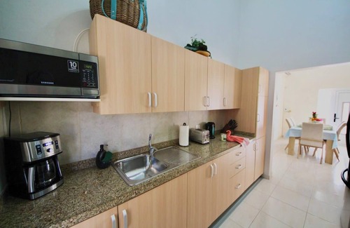 Punto de Oro House | Beija Flor Entire home in Oranjestad, Aruba