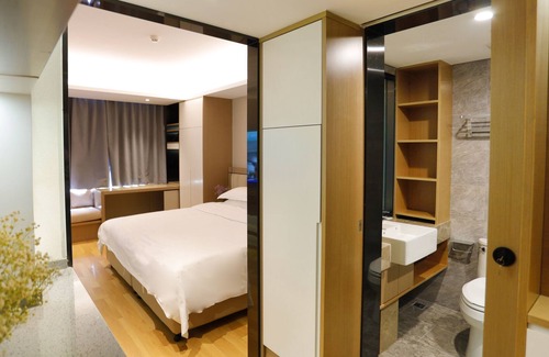 Middle Chaoyang Hotel | Beijing Hujialou Hotel