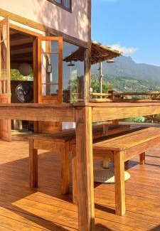 Praia Grande House | Bela e encantadora casa em Ilhabela