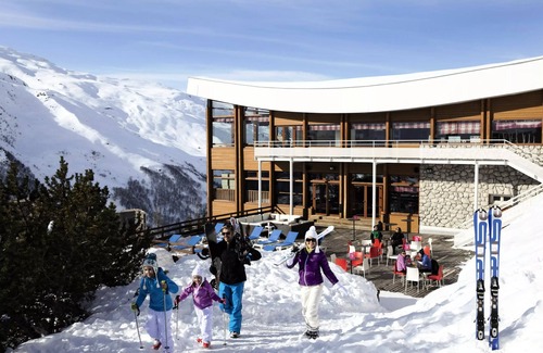 Les Menuires Apartment | Belambra Clubs Les Menuires - Snow And Heaven - Half board - Essential Room 2 Adults + 1 Children