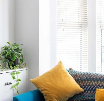 Ormeau Apartment | Belfast City - 3 Bed Cosy Terrace Home - Hip and Trendy Ormeau Road