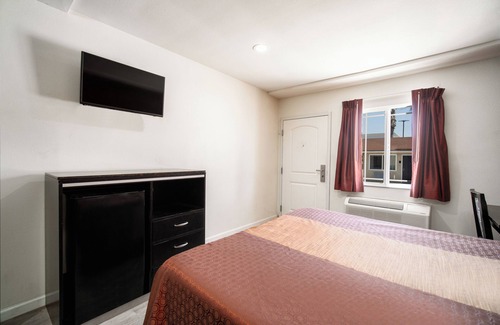 Bell Hotel | Bell Manor Motel