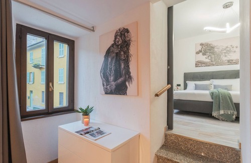 Tremezzina Apartment | Bell Tower Square