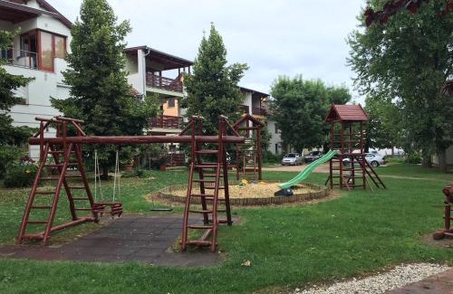 Balatonalmadi Apartment | Bella apartman Balatonalmádi