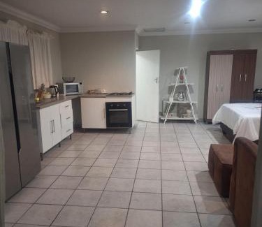 The Reeds Apartment | Bella Cottage Escape
