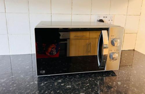 Havering Apartment | Bella Homes-Spacious 4 bedroom Modern Town house Romford
