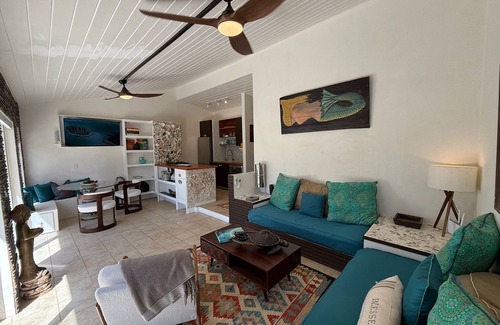 Gregory Town Cottage | Bella Mango: A Serene Cottage in C. Eleuthera’s Gregory Town, Oleander Gardens.