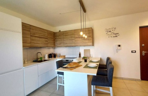 Penne Apartment | "bella Vista", Ap. mit 2 Schlafzimmer, 2 Bäder, 2 Balkone, Arbeitsplatz, Wifi