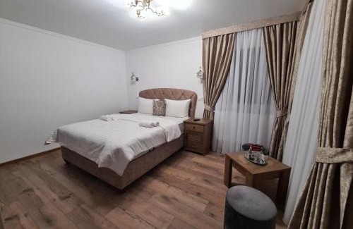 Turda House | Bella Vista Bungalow