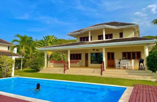 Las Terrenas Villa | Bella Vista