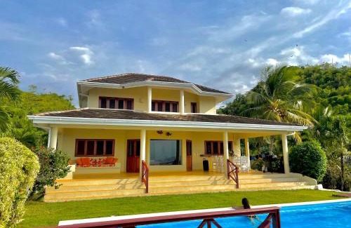 Las Terrenas Villa | Bella Vista