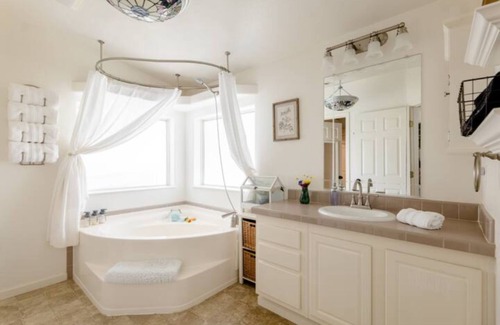Wimberley Bed & Breakfast | BellaVida B&B and Retreat