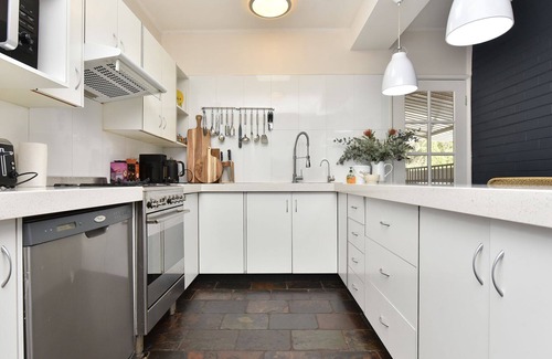Bellbird Heights House | Bellbird Bliss - Family Fun Retreat