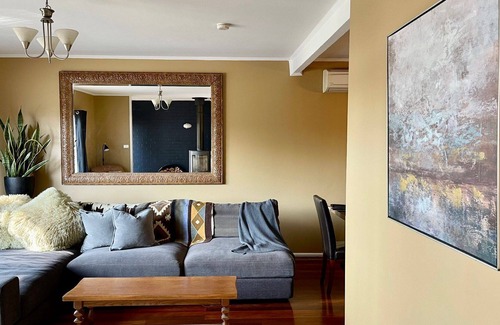 Bellbird Heights House | Bellbird Bliss - Family Fun Retreat