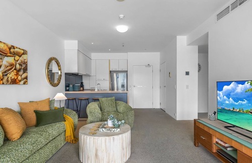Cairns Central Business District Apartment | Belle Escapes 14 Harbour Lights with tranquil ocean views