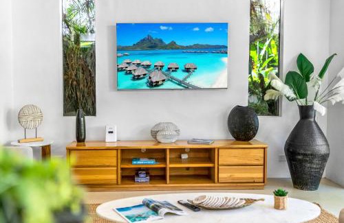 Palm Cove House | Belle Escapes Pura Palm Cove - Two luxury Balinese villas