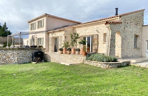 Garrigues-Sainte-Eulalie House | Belle Maison au Calme Avec Piscine à Louer 10 Minutes Uzes