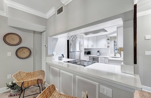 Belleair Beach Condo | Belleair Beachfront Getaway