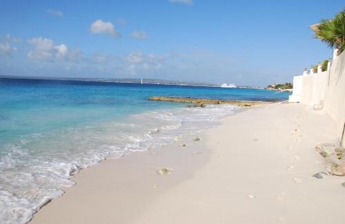 Belnem Apartment | Bellevue Beach Apartment 5