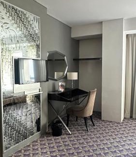 Sei Pinang Apartment | Bellevue Radio Dalam