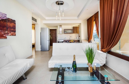 Kassandra House | Belohorizonte Fine Accommodation