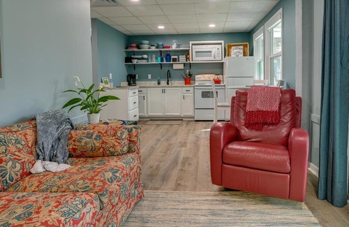 Garden City Apartment | Below Deck Beach House Walk to the Ocean!