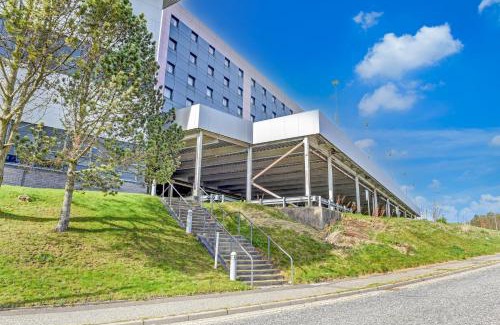 Aberdeen Apartment | Belvilla Aberdeen Bridge of Don Sea View